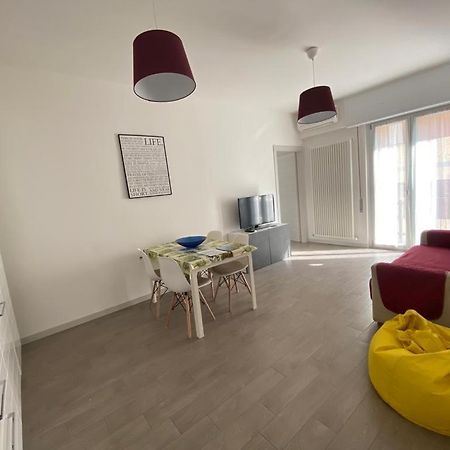 Gianluca Apartments 7A Finale Ligure Exteriör bild